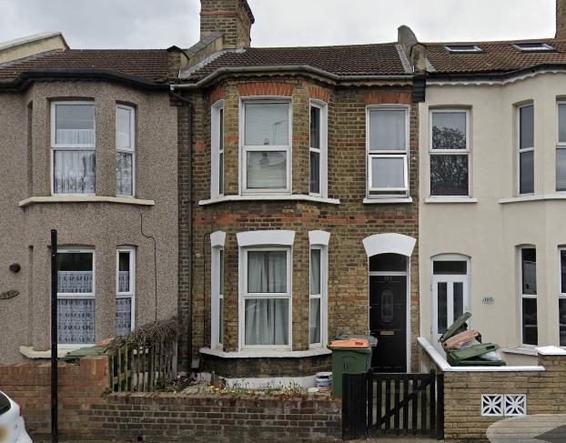 Property photo 2 of 10