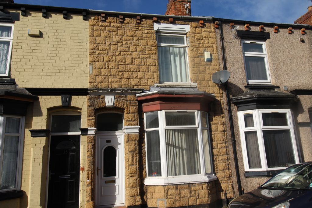 Property photo 1 of 8