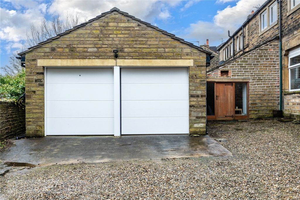 Additional image 22 of 4 bed detached house for saleHeys Road, Holmfirth, West Yorkshire HD9