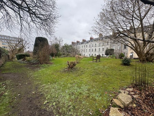 Property photo 3 of 9 Garden
