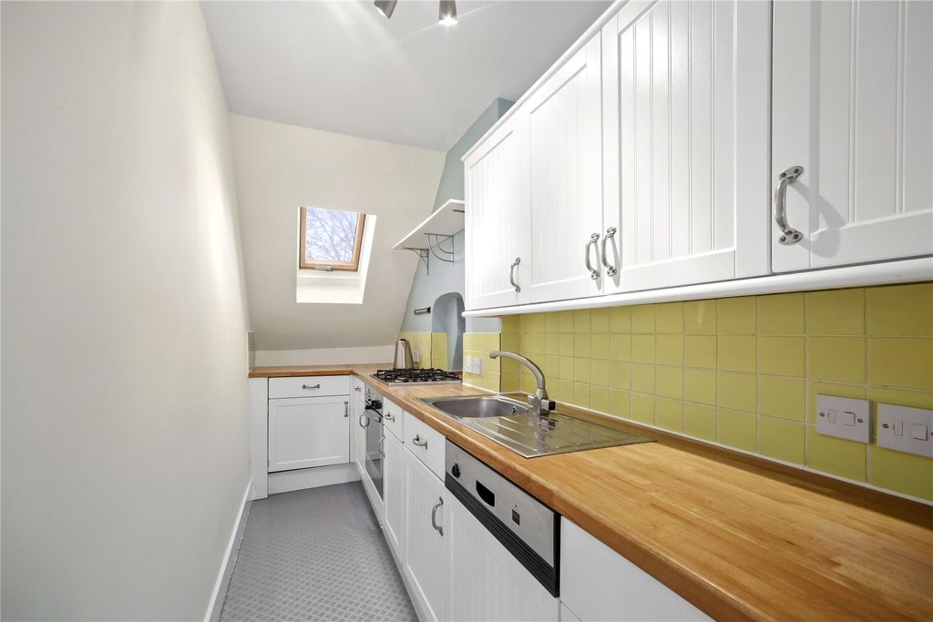 Property photo 2 of 10 Picture No. 02