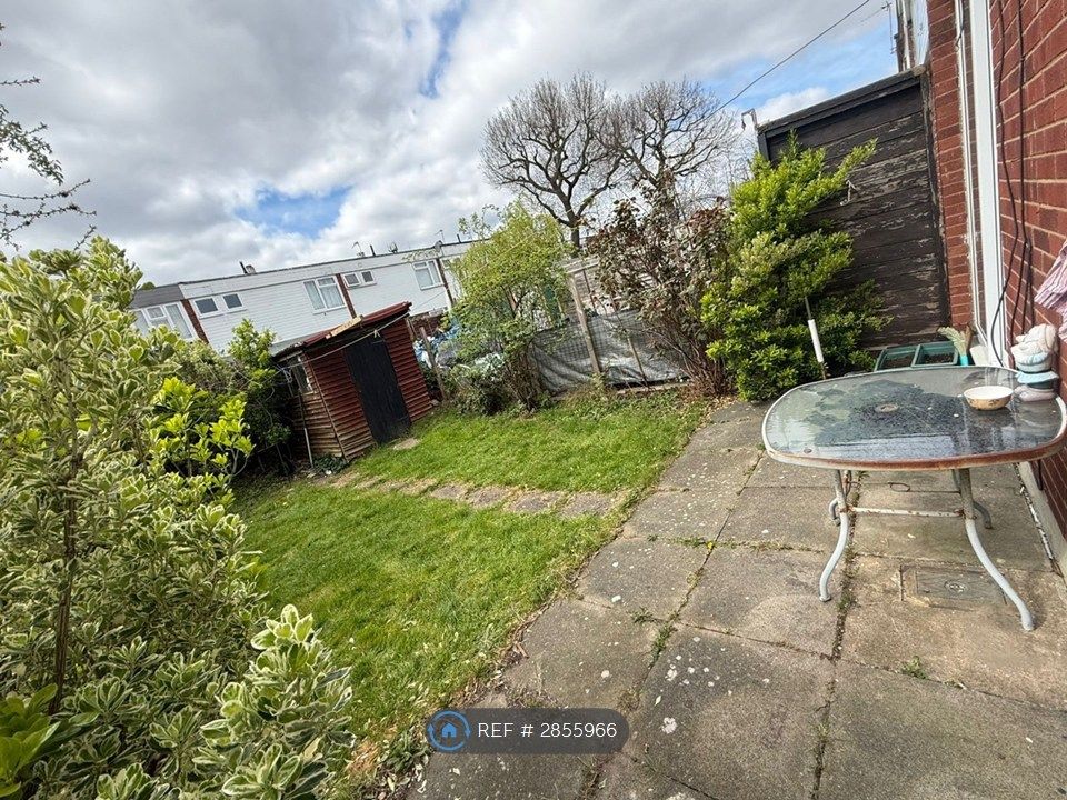 Property photo 2 of 5