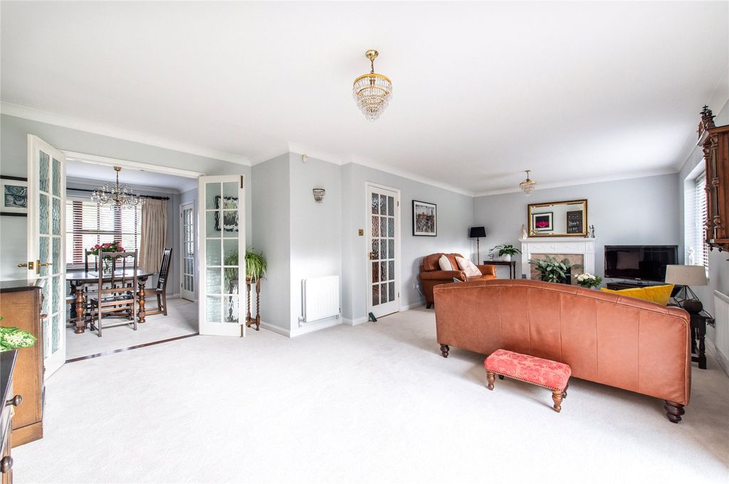 Property photo 3 of 34 Picture No. 44