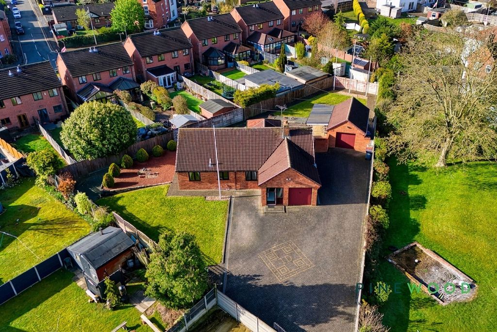 Property photo 1 of 25 Front