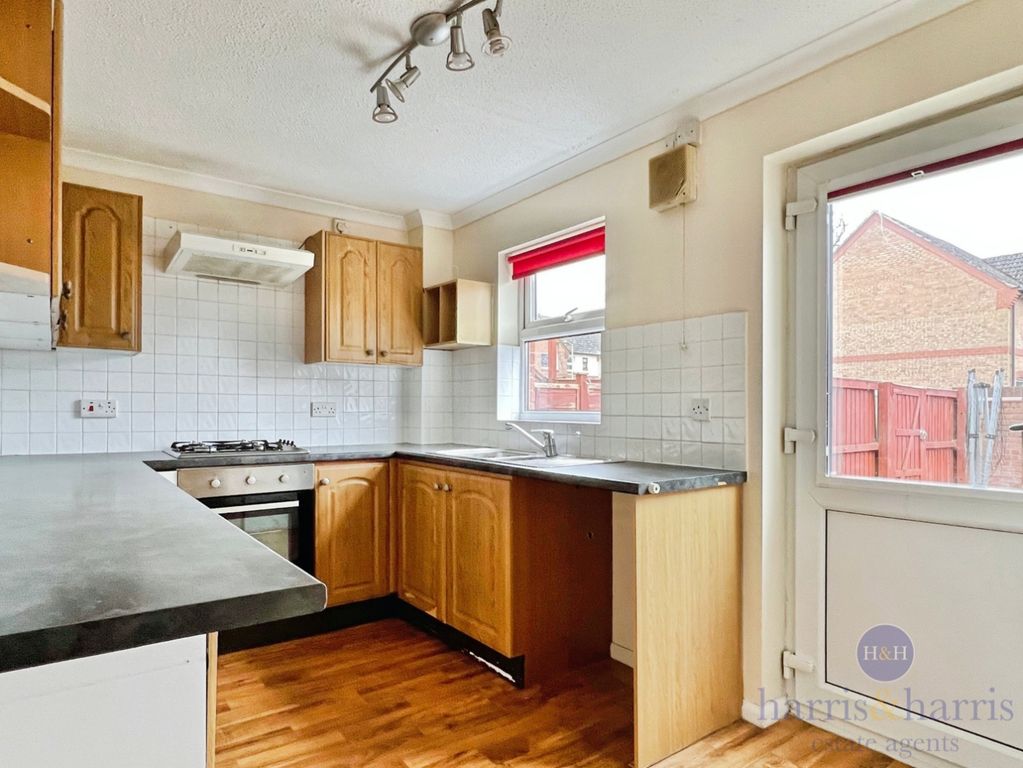 Property photo 3 of 11 Pbox-Img.Jpeg