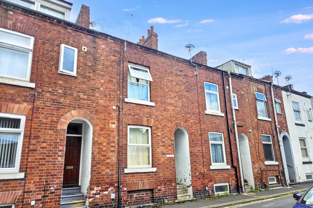 Property photo 1 of 18 18 Pinderfields Road, Wakefield, Wf1 3Nq (Do Not Publish)