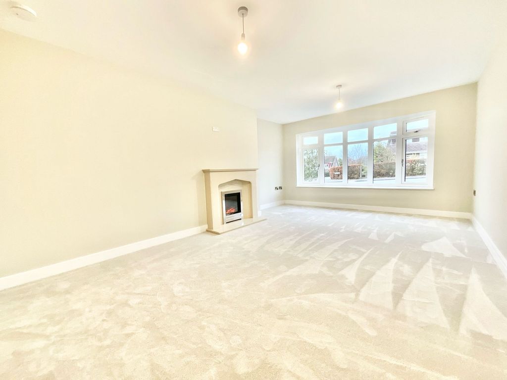 Property photo 2 of 24