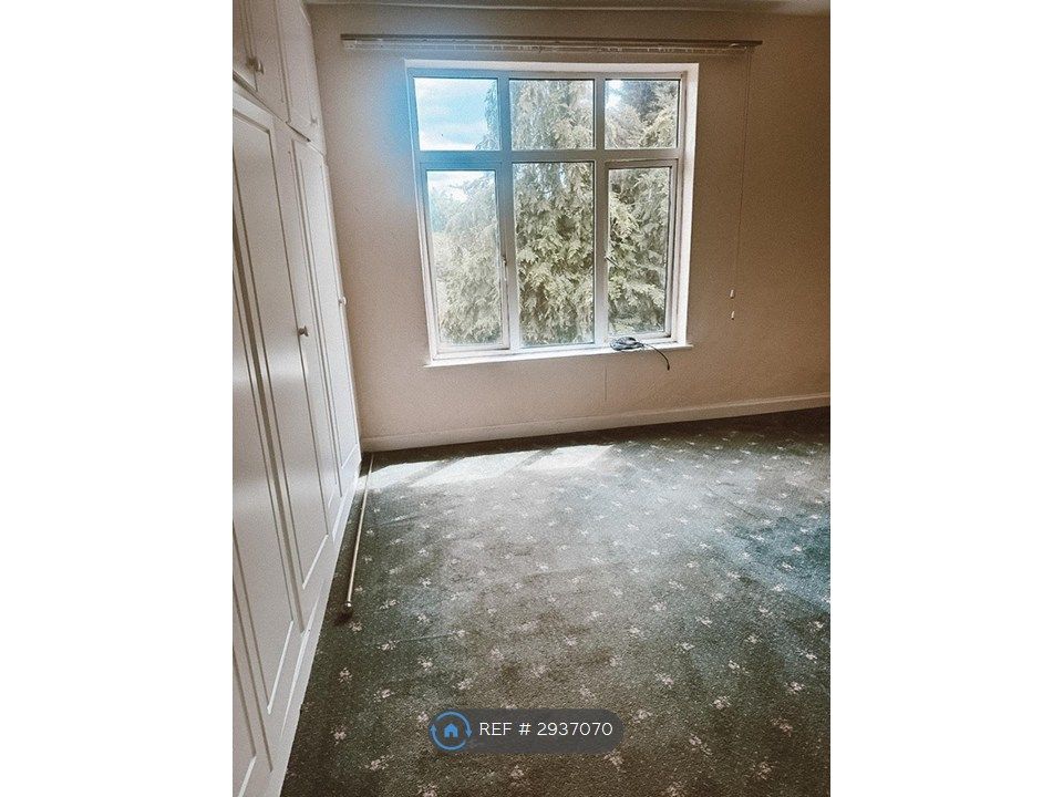 Property photo 3 of 4