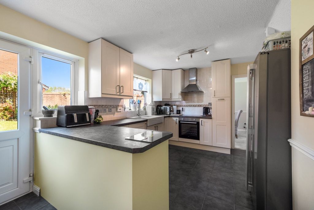 Property photo 3 of 25 Picture No. 45