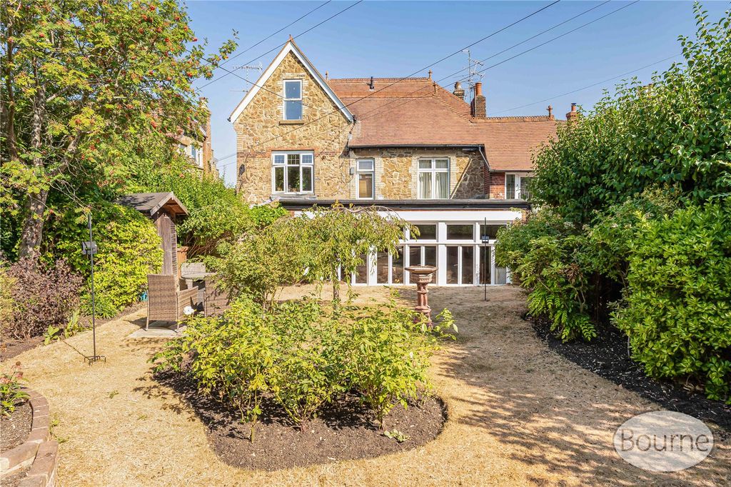 Property photo 1 of 19 Picture No. 26