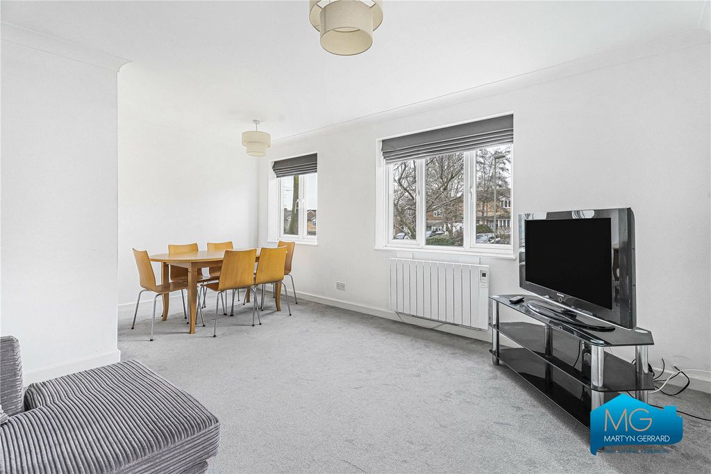 Property photo 3 of 11 Picture No. 15