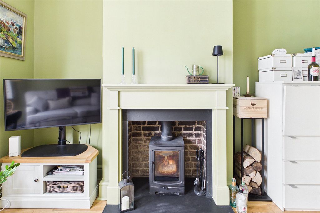 Property photo 3 of 11 Picture No. 19