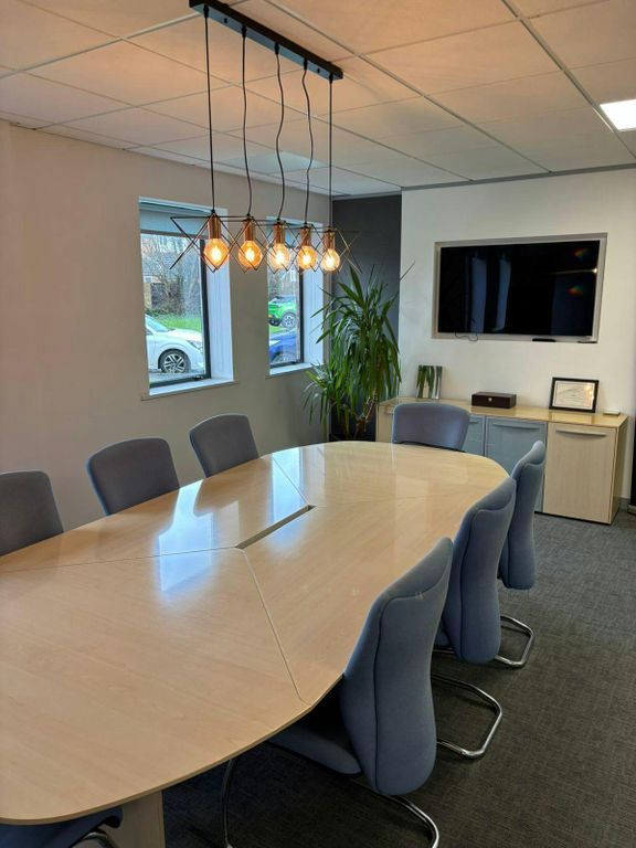 Property photo 2 of 13 Original-5Fd10344-3Fbd-4Bd0-94B8-1750E2279F6D.Jpeg