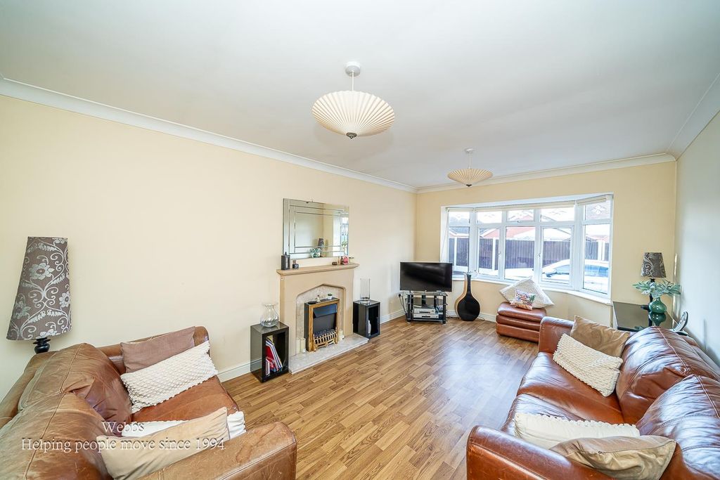 Property photo 2 of 19 Webbs-103.Jpg