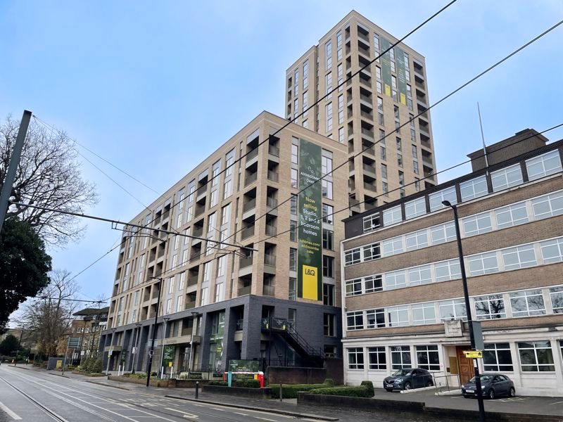 Property photo 2 of 9 Photo 6