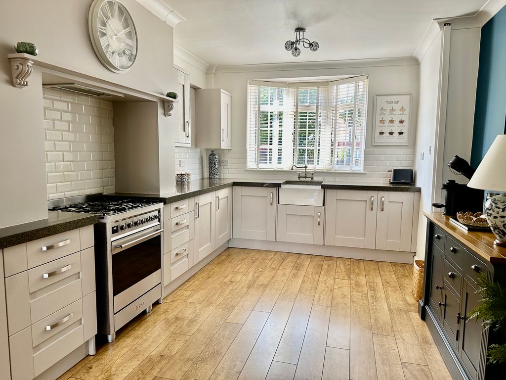 Property photo 3 of 41 Img_6886