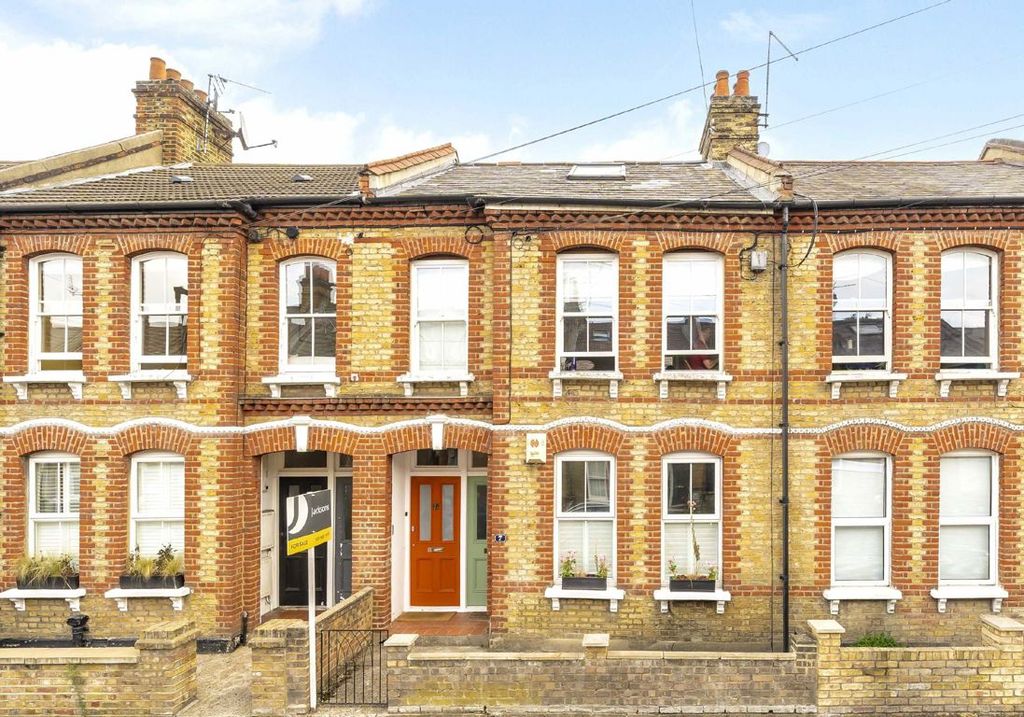 Property photo 1 of 8