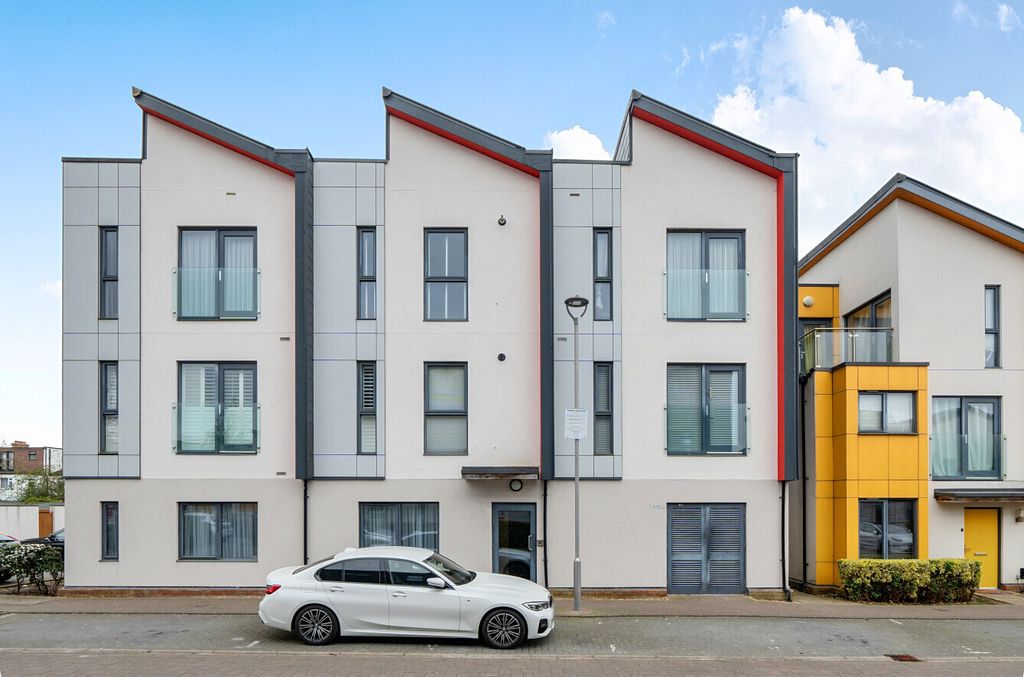 Property photo 1 of 17 Picture No. 06