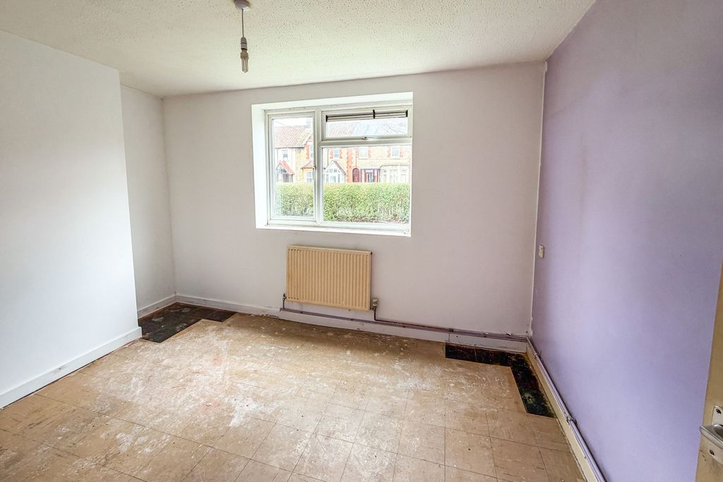 Property photo 3 of 14 Flat 29 Sheldon Road, Chippenham, Wiltshire, Sn14 0Bp