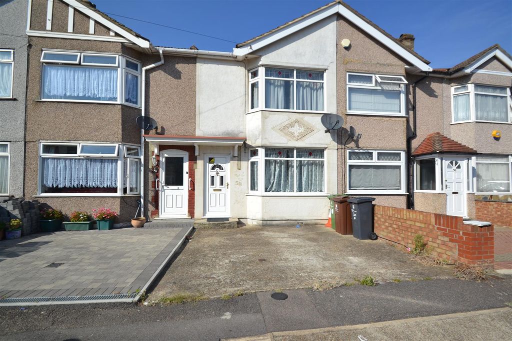 Property photo 1 of 8