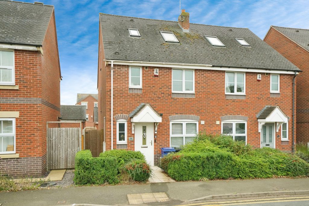 Property photo 2 of 17
