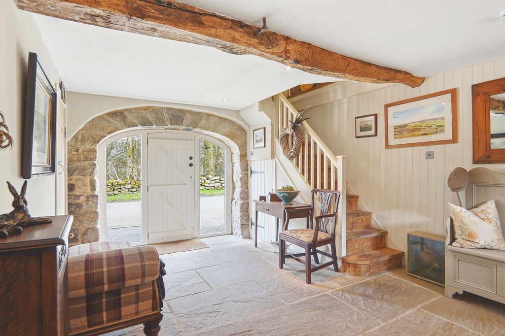 Property photo 3 of 28 Hazelbarn014