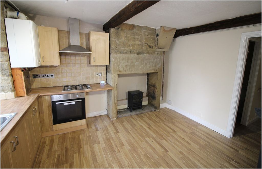 Property photo 3 of 7 Kitchen-Diner