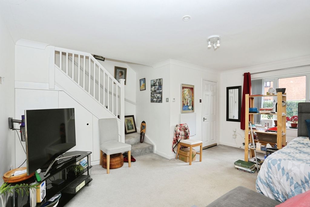 Property photo 2 of 18 Pbox-Img.Jpg