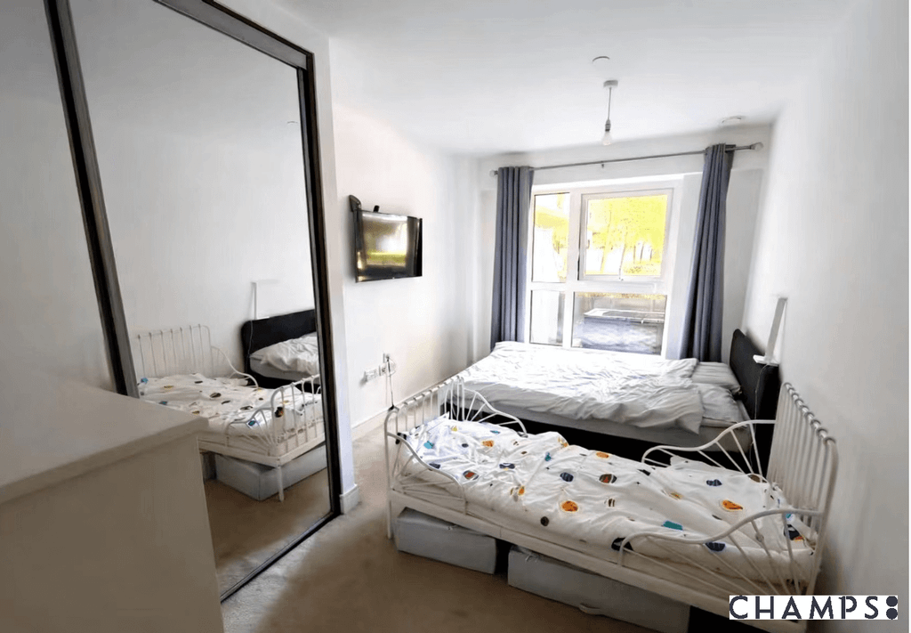 Property photo 2 of 5 Gallery