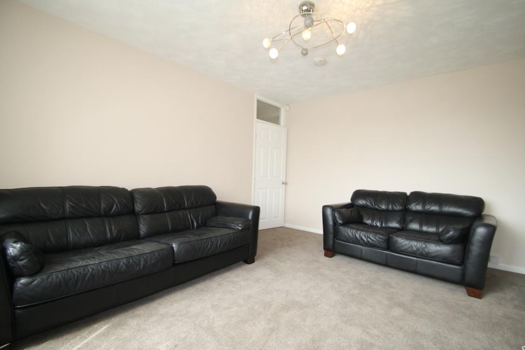Property photo 3 of 11 0 General