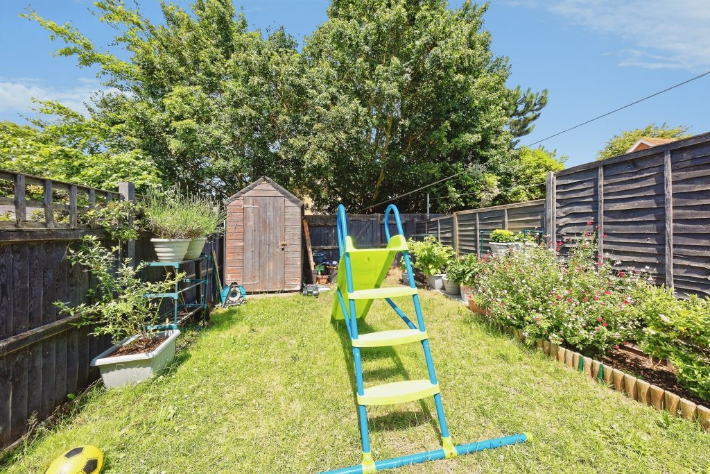 Property photo 3 of 5