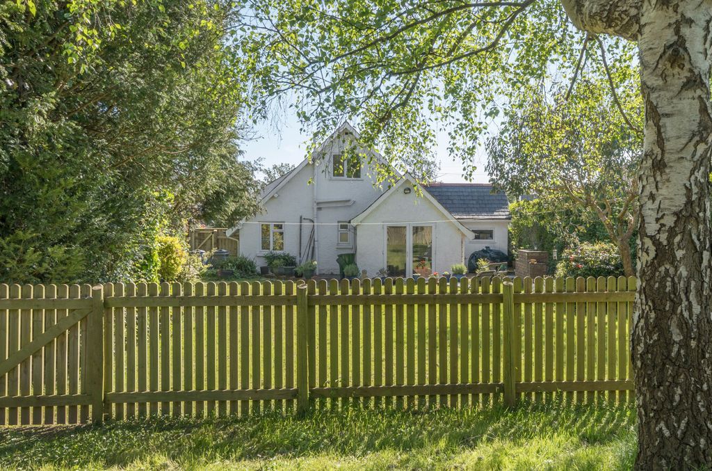 Property photo 1 of 19 Rear