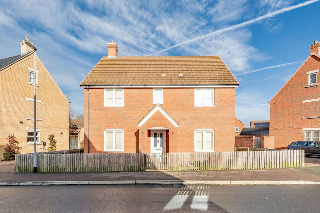 Property photo 1 of 22