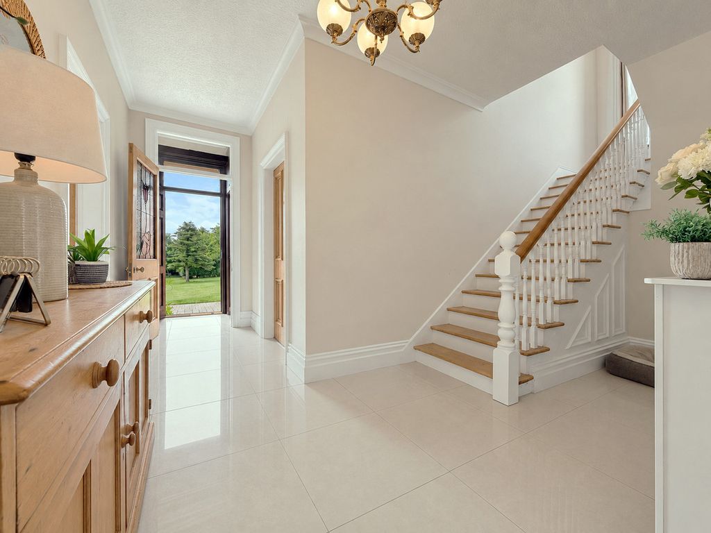 Property photo 2 of 49
