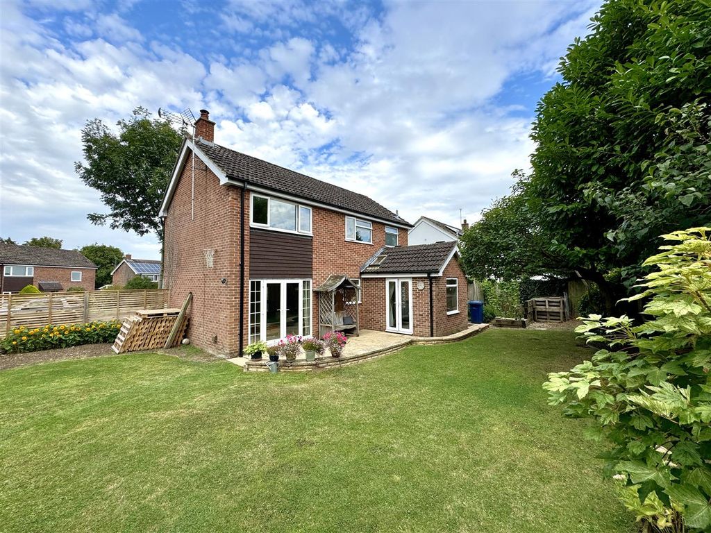 Property photo 1 of 14