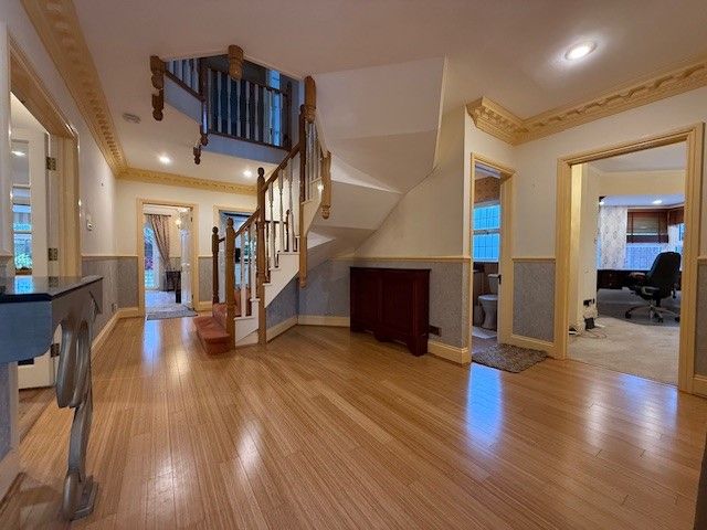 Property photo 3 of 19 Hallway