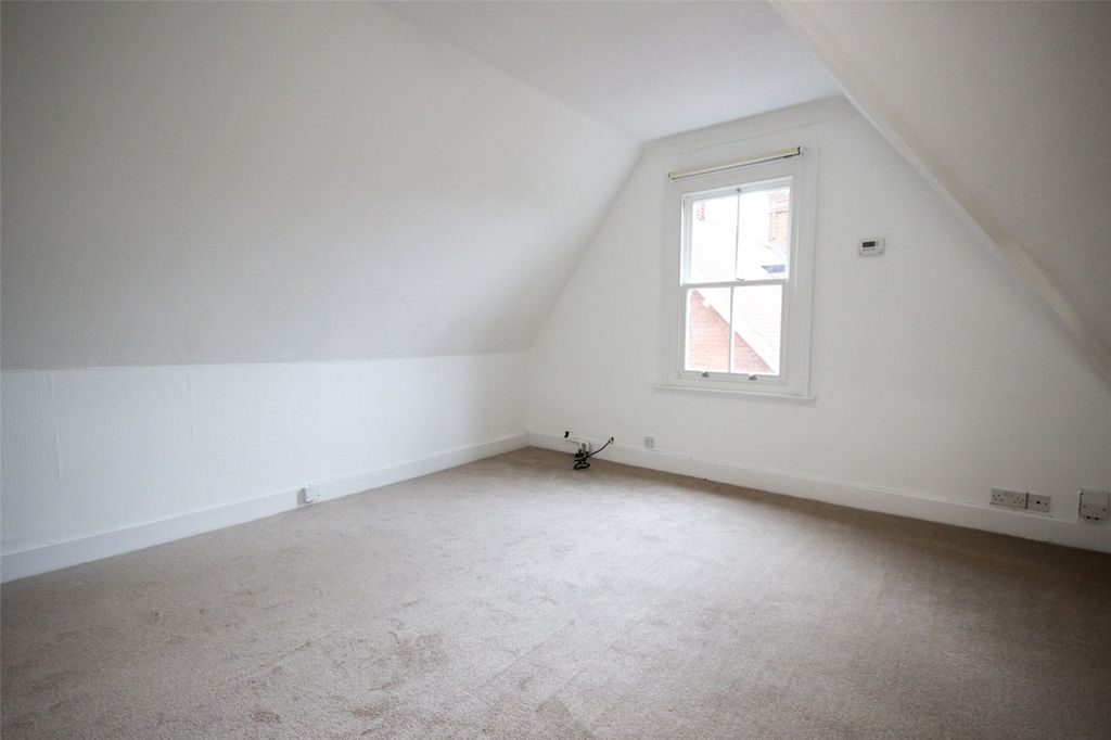 Property photo 2 of 9 Picture No. 05