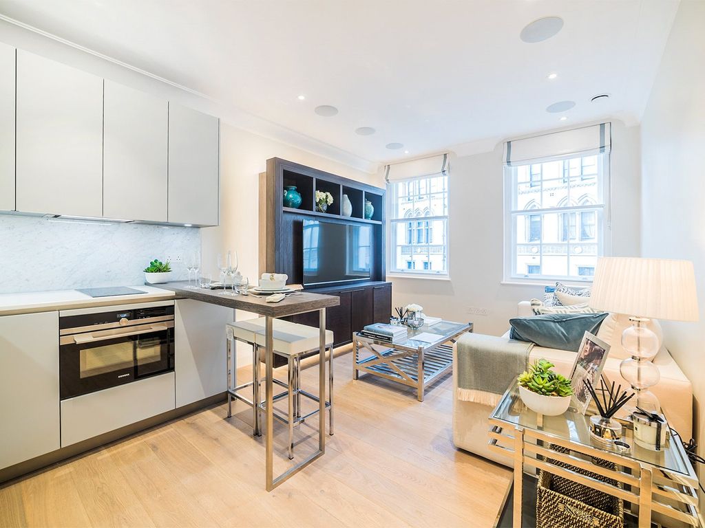 Property photo 1 of 16 Strand Chambers