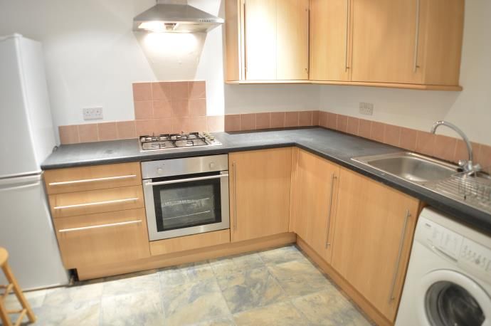 Property photo 2 of 5 Kitchen