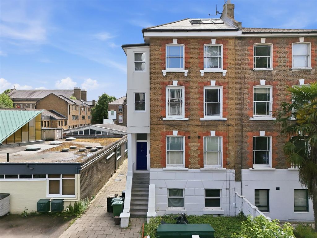 Property photo 1 of 13 1