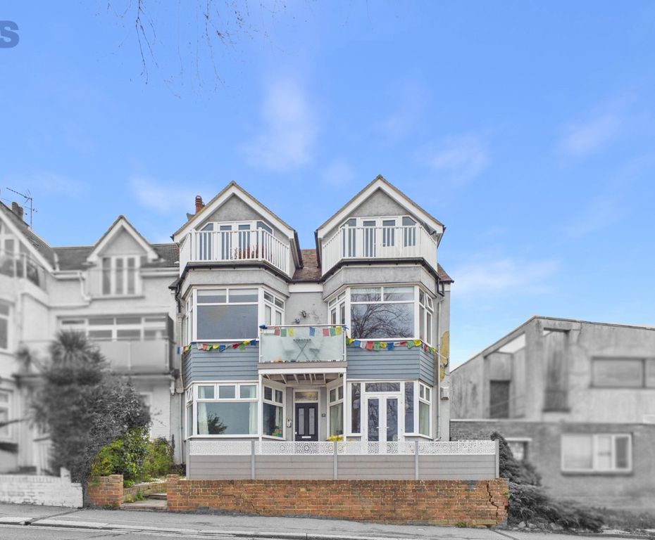 Property photo 2 of 28 5036554