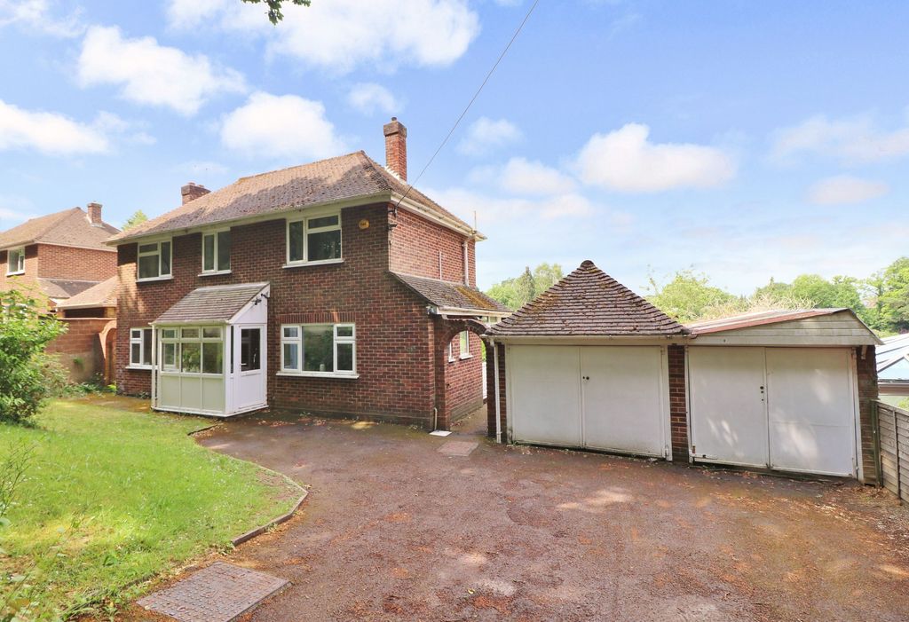 Property photo 1 of 13