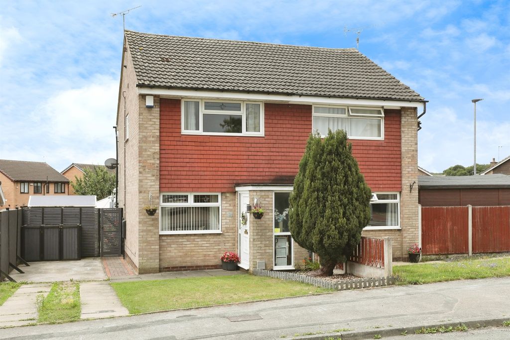 Property photo 1 of 17