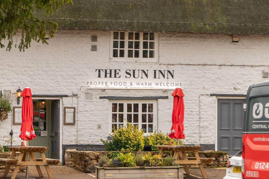 Property photo 3 of 41