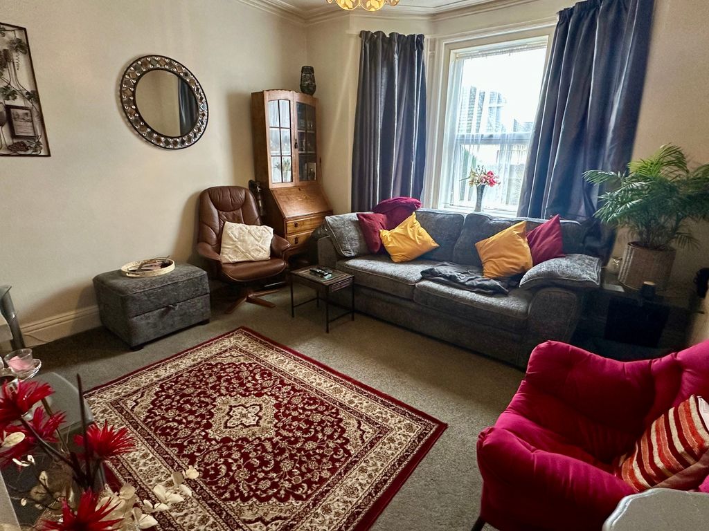 Property photo 3 of 6 Img_8247