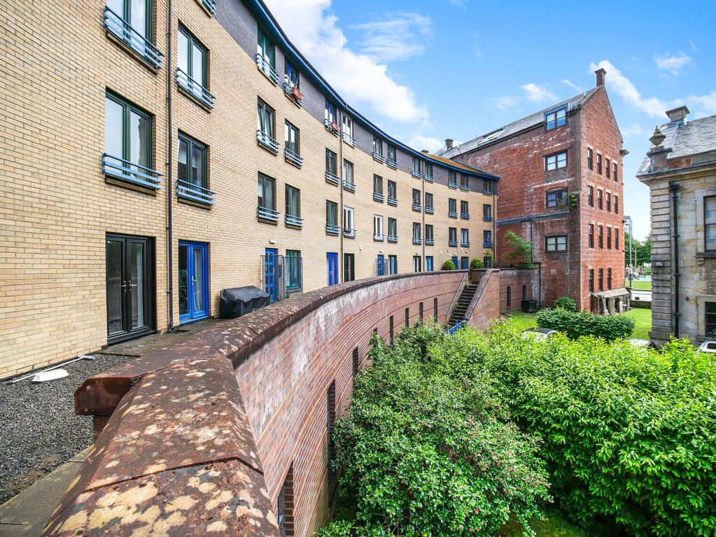 Property photo 2 of 23 Picture No. 09