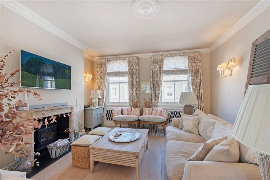Property photo 1 of 7 (Main)