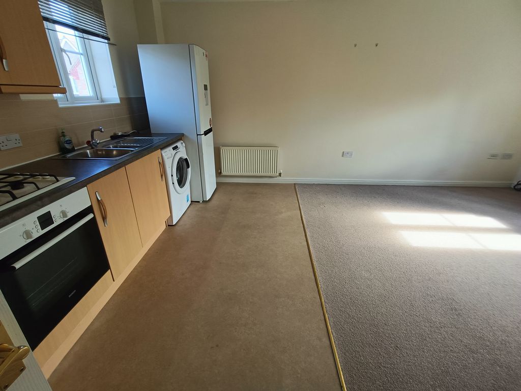 Property photo 3 of 14