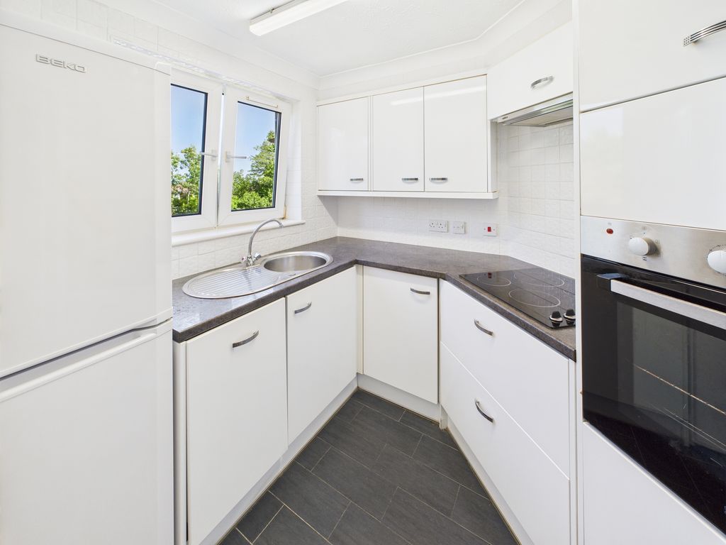 Property photo 3 of 11