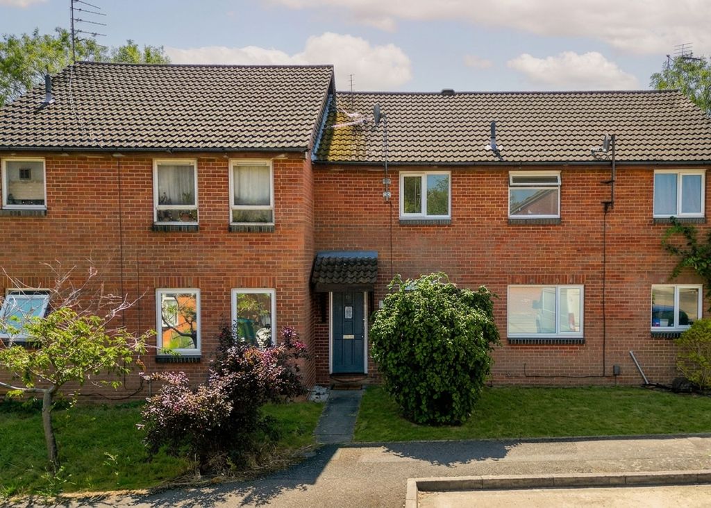 Property photo 1 of 17